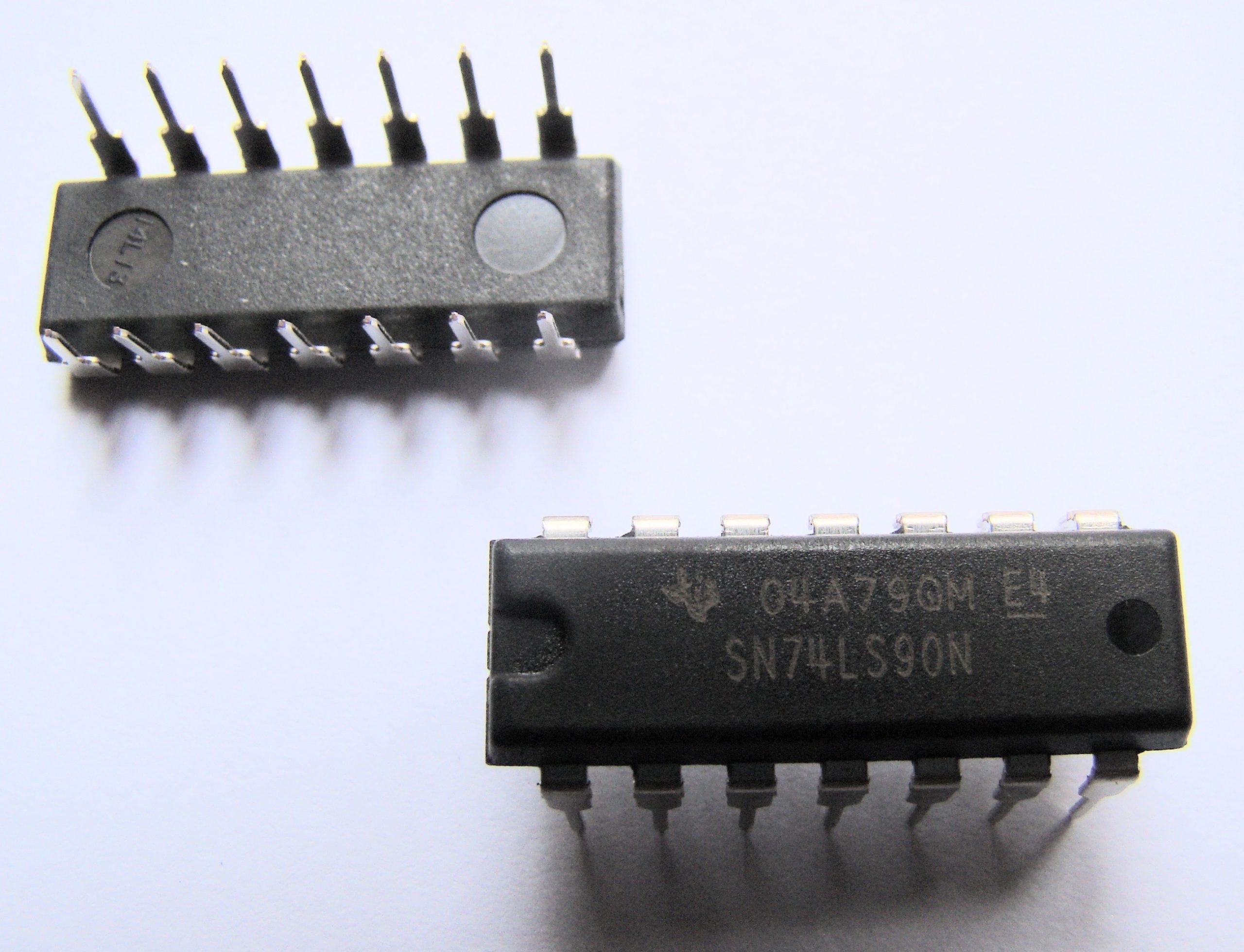 74LS90 7490 IC Logic - Counters Decade Counter - Hacktronics